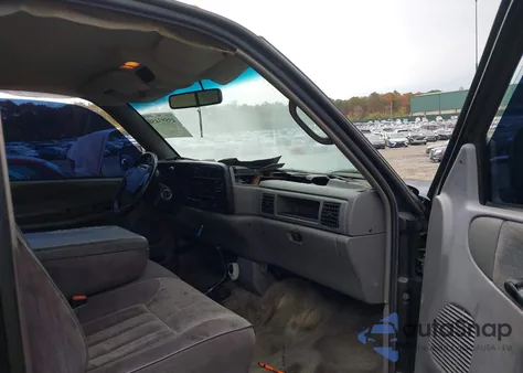 1995 Dodge Ram 2500 from USA, damaged, VIN 1B7KF26Z9SS186282